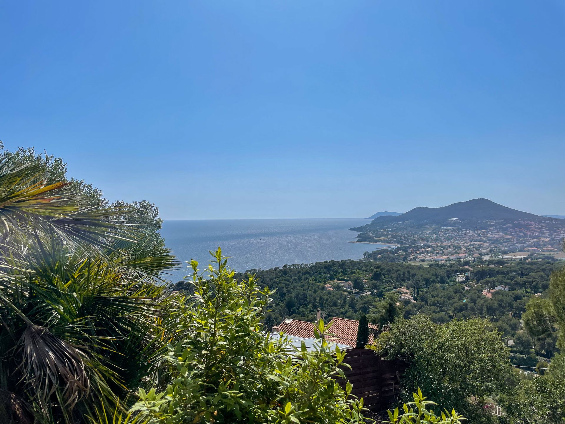 Vue mer depuis la terrasse de la Villa Pierre de Bormes